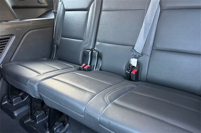 2023 GMC Yukon 2WD 4dr SLT