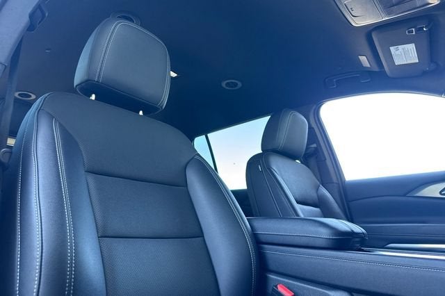 2025 Chevrolet Traverse LT w/1LT