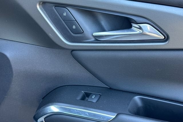 2025 Chevrolet Traverse LT w/1LT