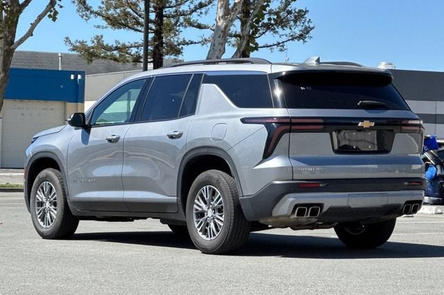 2025 Chevrolet Traverse LT w/1LT