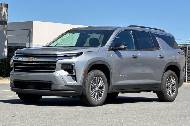 2025 Chevrolet Traverse LT w/1LT