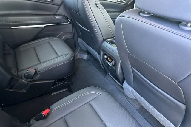 2025 Chevrolet Traverse LT w/1LT