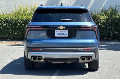 2025 Chevrolet Traverse LT w/1LT