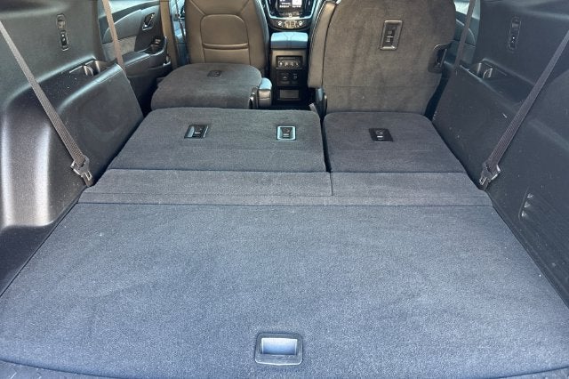 2023 Chevrolet Traverse AWD 2LZ