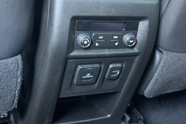 2023 Chevrolet Traverse AWD 2LZ