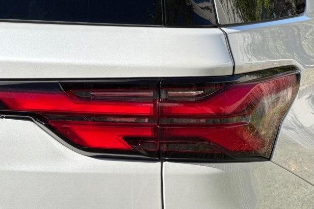 2023 Chevrolet Traverse AWD 2LZ