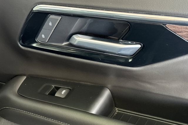 2025 Chevrolet Tahoe 4WD LT
