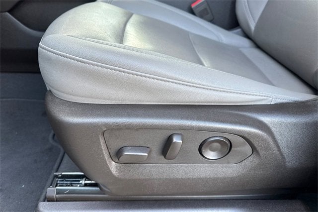 2024 Chevrolet Suburban 4WD LT