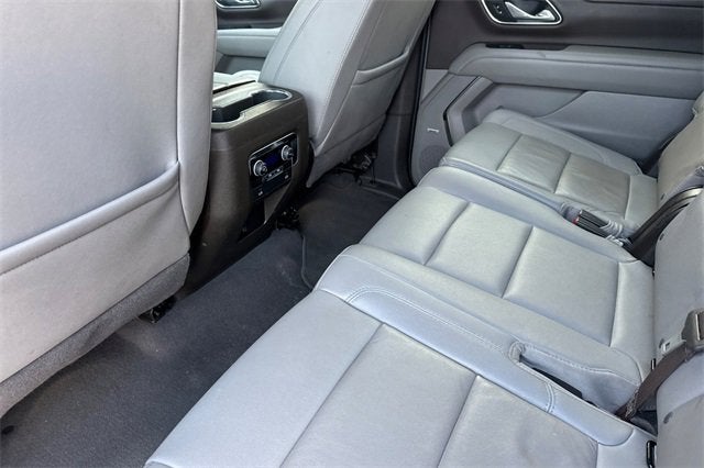 2024 Chevrolet Suburban 4WD LT