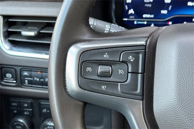 2024 Chevrolet Suburban 4WD LT