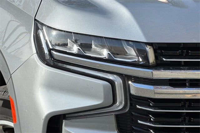 2024 Chevrolet Suburban 4WD LT