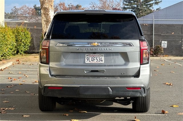 2024 Chevrolet Suburban 4WD LT