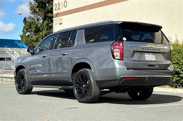 2021 Chevrolet Suburban 4WD LT