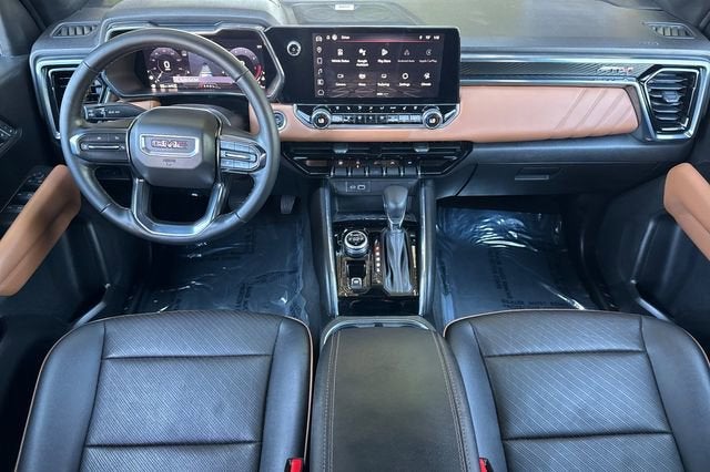 2024 GMC Canyon Crew Cab Short Box 4-Wheel Drive AT4