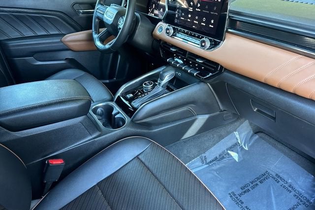 2024 GMC Canyon Crew Cab Short Box 4-Wheel Drive AT4