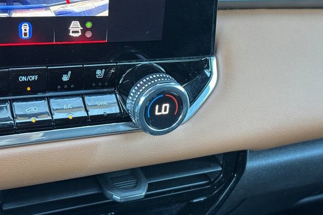 2024 GMC Canyon Crew Cab Short Box 4-Wheel Drive AT4