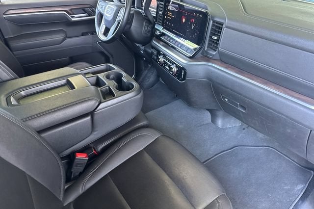 2025 GMC Sierra 1500 Crew Cab Short Box 2-Wheel Drive SLT