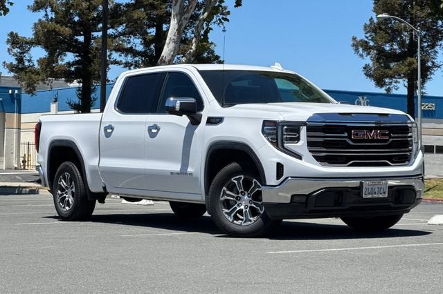 2025 GMC Sierra 1500 Crew Cab Short Box 2-Wheel Drive SLT