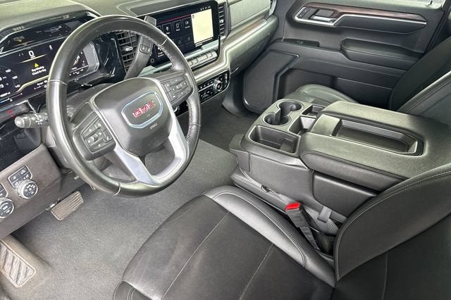 2024 GMC Sierra 1500 Crew Cab Short Box 4-Wheel Drive SLT