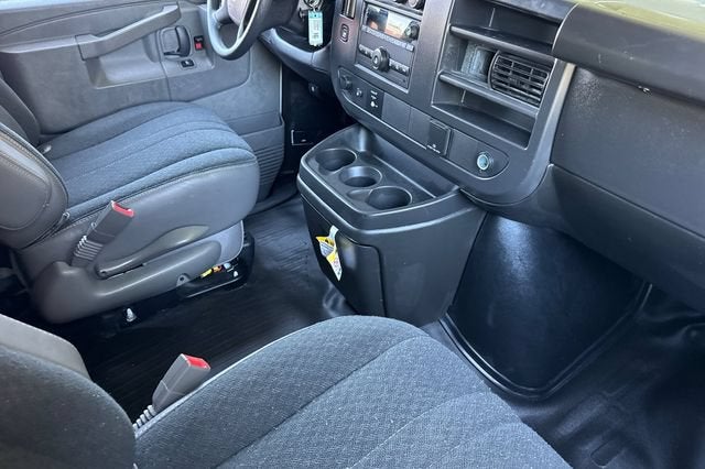 2025 GMC Savana Cargo 2500 Regular Wheelbase Rear-Wheel Drive