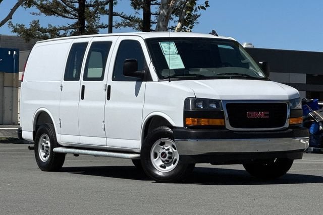 2025 GMC Savana Cargo 2500 Regular Wheelbase Rear-Wheel Drive