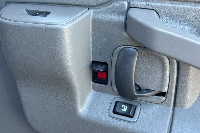 2025 GMC Savana Cargo 2500 Regular Wheelbase Rear-Wheel Drive
