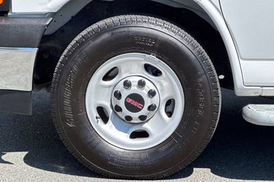 2025 GMC Savana Cargo 2500 Regular Wheelbase Rear-Wheel Drive
