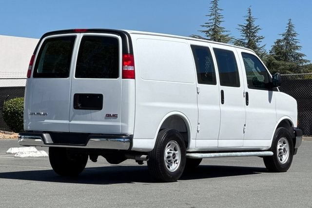 2025 GMC Savana Cargo 2500 Regular Wheelbase Rear-Wheel Drive