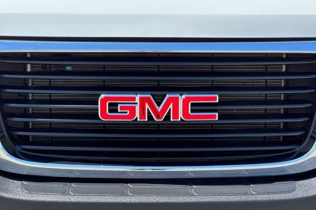 2025 GMC Savana Cargo 2500 Regular Wheelbase Rear-Wheel Drive