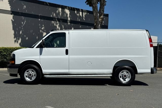 2025 GMC Savana Cargo 2500 Regular Wheelbase Rear-Wheel Drive