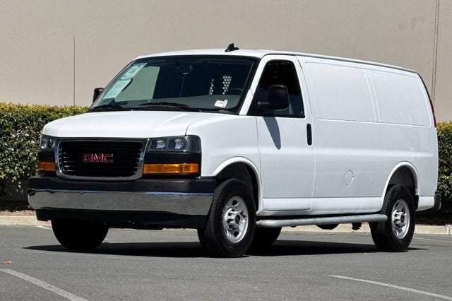 2025 GMC Savana Cargo 2500 Regular Wheelbase Rear-Wheel Drive