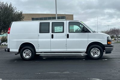 2024 GMC Savana Cargo 2500 2500 Regular Wheelbase Rear-Wheel Drive