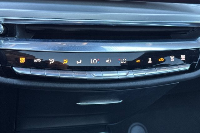 2024 Cadillac LYRIQ 4dr Luxury w/1SC