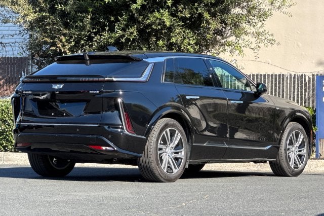 2024 Cadillac LYRIQ 4dr Luxury w/1SC