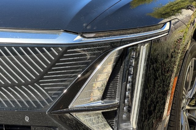 2024 Cadillac LYRIQ 4dr Luxury w/1SC