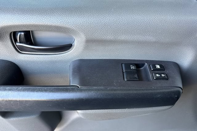 2017 Nissan NV Cargo NV3500 HD NV3500 HD High Roof V8 SL