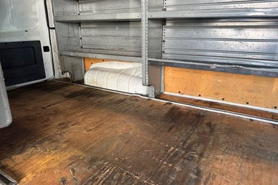 2017 Nissan NV Cargo NV3500 HD NV3500 HD High Roof V8 SL