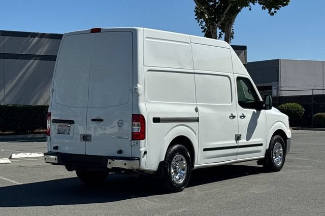 2017 Nissan NV Cargo NV3500 HD NV3500 HD High Roof V8 SL