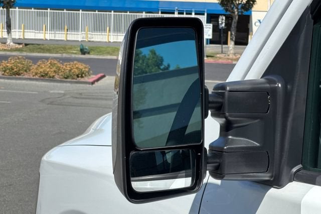 2017 Nissan NV Cargo NV3500 HD NV3500 HD High Roof V8 SL