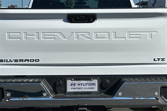 2022 Chevrolet Silverado 2500 HD Crew Cab Standard Box 4-Wheel Drive LTZ