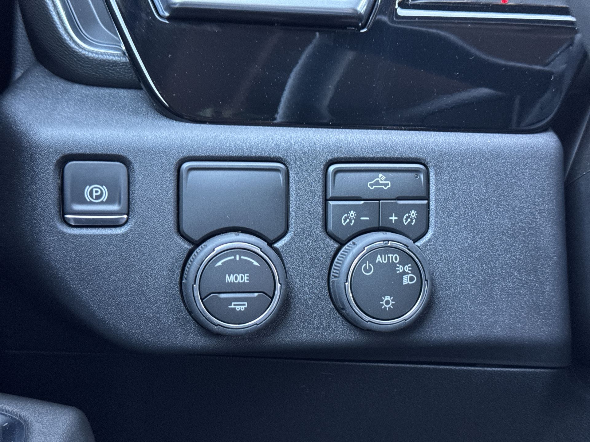 2026 Chevrolet Silverado 1500 Crew Cab Short Box 2-Wheel Drive LT