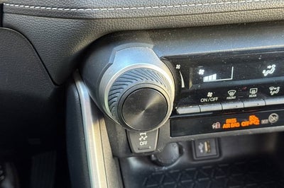 2024 Toyota RAV4 LE AWD (Natl)