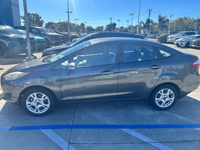 2016 Ford Fiesta 4dr Sdn SE