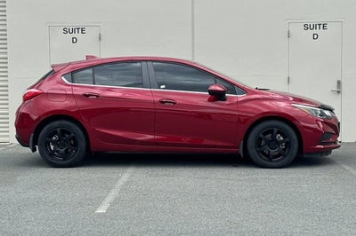 2018 Chevrolet Cruze Hatchback LT (Automatic)