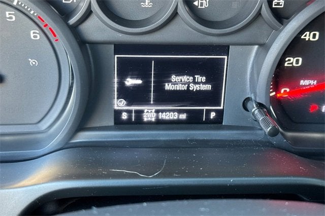 2025 Chevrolet Silverado 1500 Crew Cab Short Box 4-Wheel Drive Custom