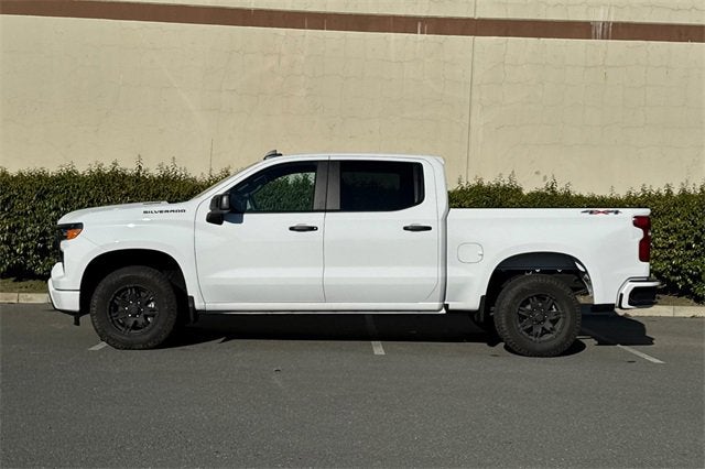 2025 Chevrolet Silverado 1500 Crew Cab Short Box 4-Wheel Drive Custom