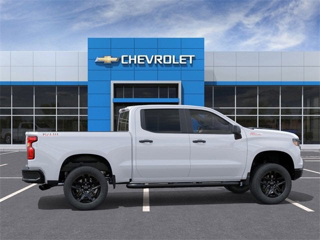 2026 Chevrolet Silverado 1500 Crew Cab Short Box 4-Wheel Drive Custom Trail Boss