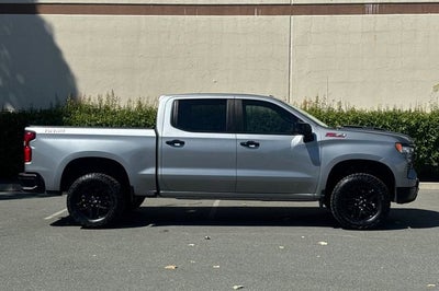 2024 Chevrolet Silverado 1500 Crew Cab Short Box 4-Wheel Drive LT Trail Boss