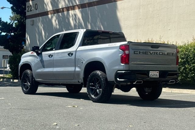 2024 Chevrolet Silverado 1500 Crew Cab Short Box 4-Wheel Drive LT Trail Boss