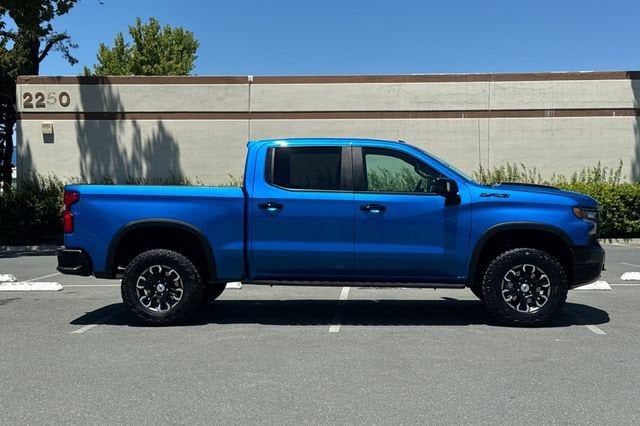 2023 Chevrolet Silverado 1500 Crew Cab Short Box 4-Wheel Drive ZR2